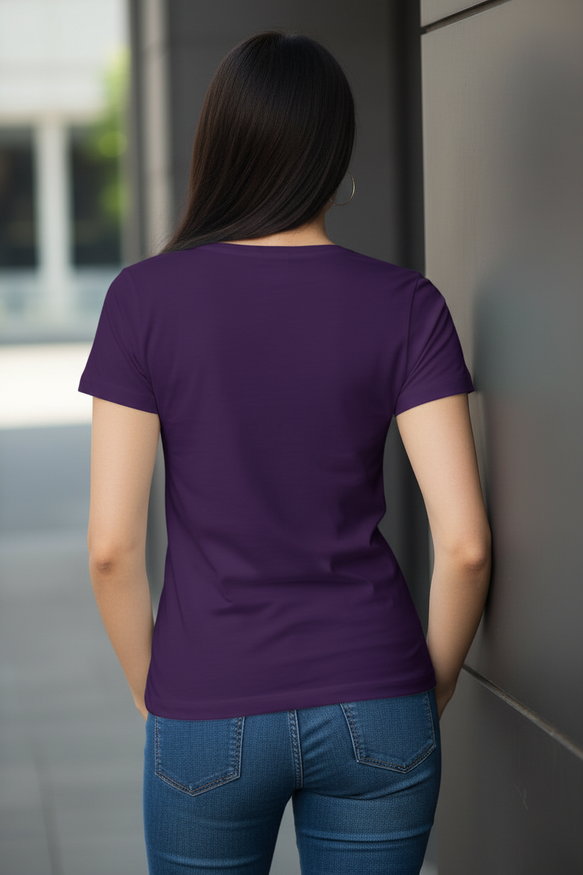 Cat Women's Classic T-Shirt