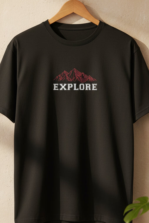 Explore Black | Regular T-Shirt
